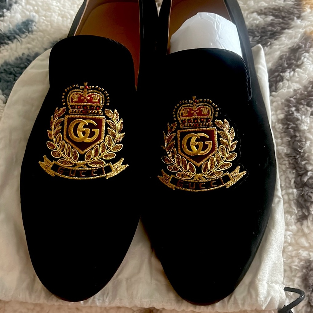 Black shose gucci